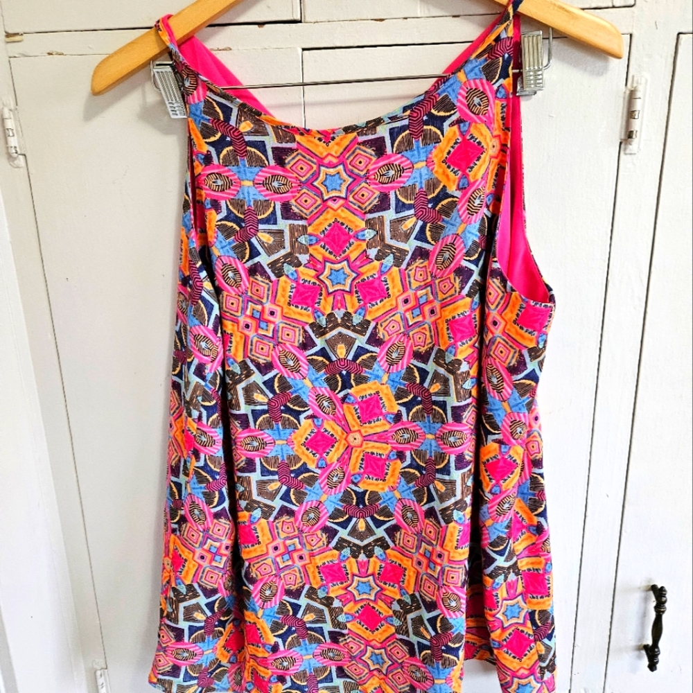 Kenar Size L sleeveless blouse